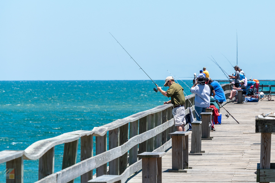 https://www.carolinabeach.com/images/22-900/kure-beach-pier-4.jpg