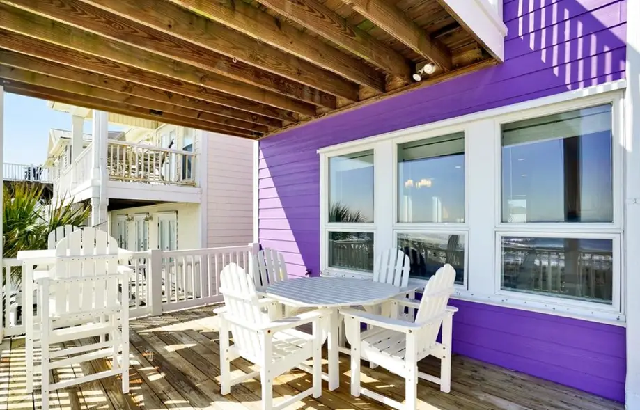 Dave's Beach House