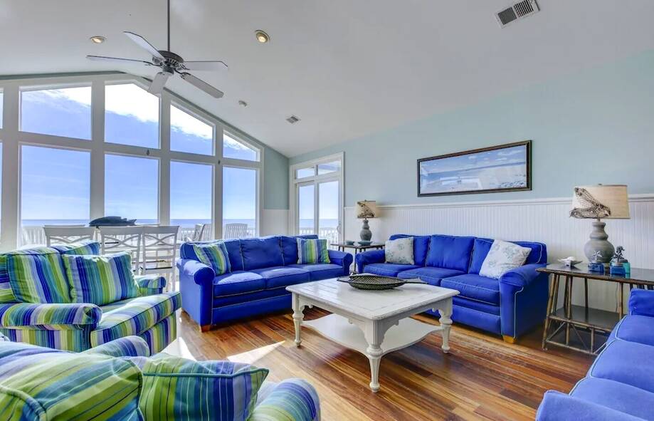 12 Bedroom OCEAN FRONT! *NEWLY UPDATED F...