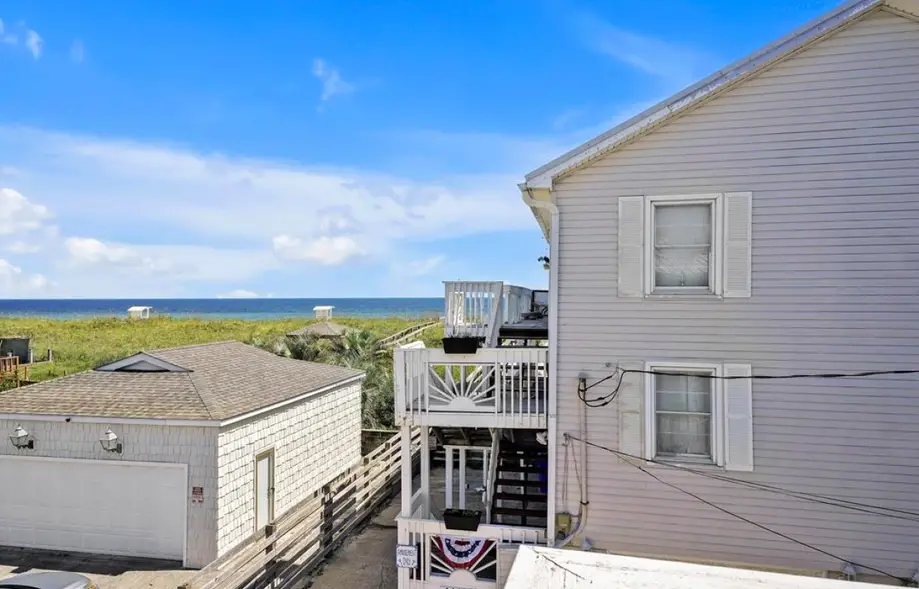 The Sandpiper Cottage Penthouse