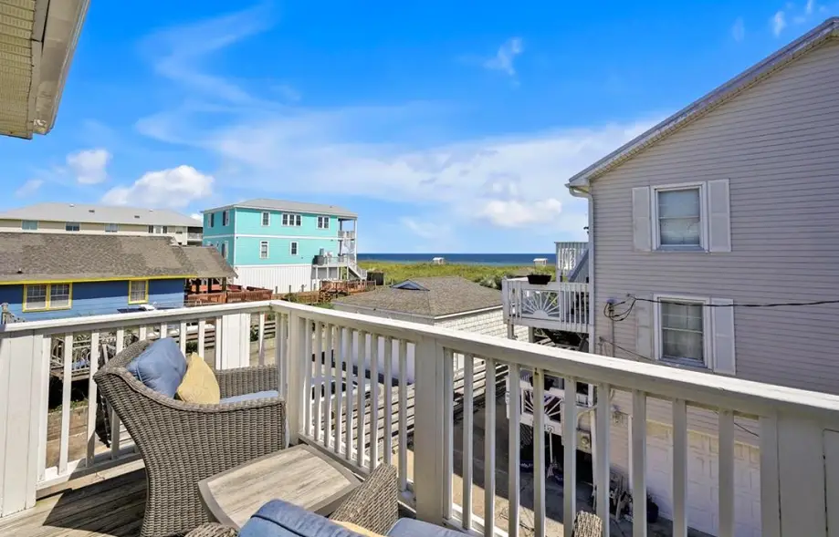 The Sandpiper Seagrass Deluxe