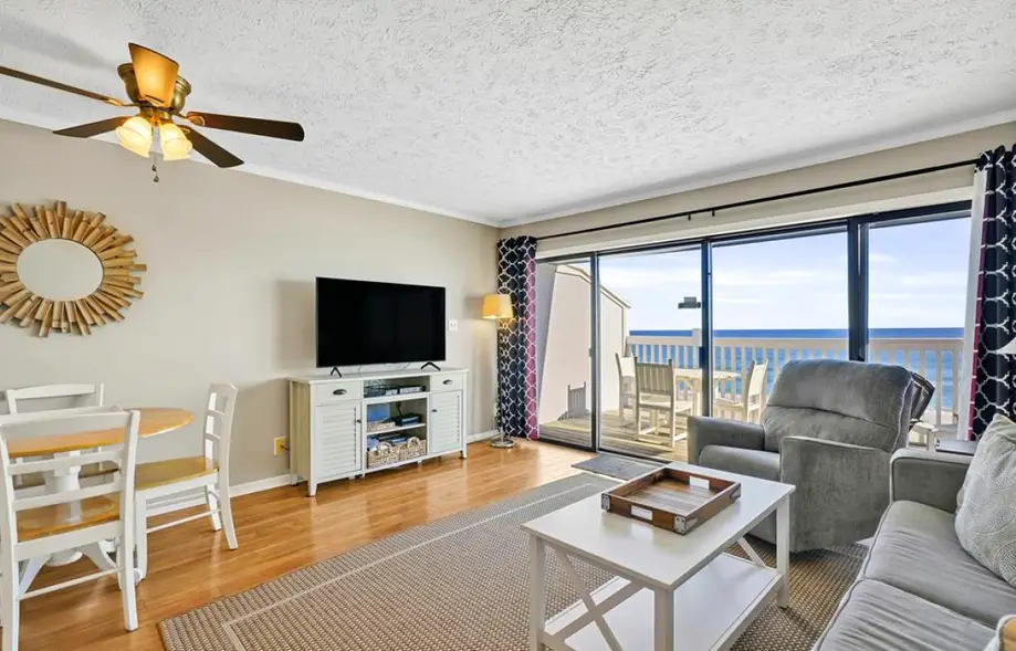 Sea Colony 40B
