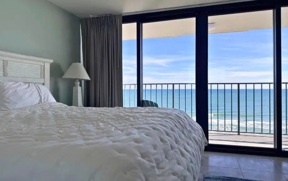 Atlantic Towers 714- Wavy Daze