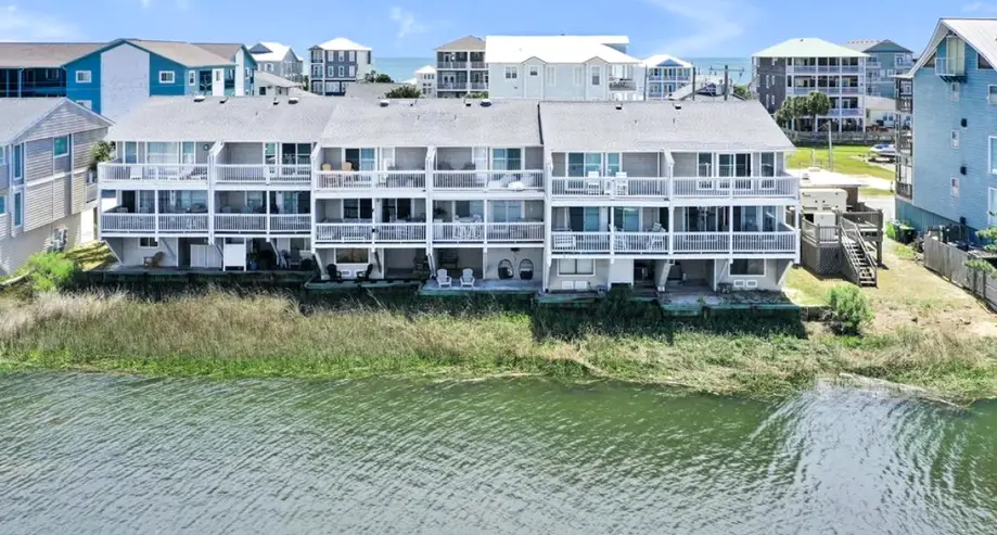 Dune Docks at Captain's Quarters