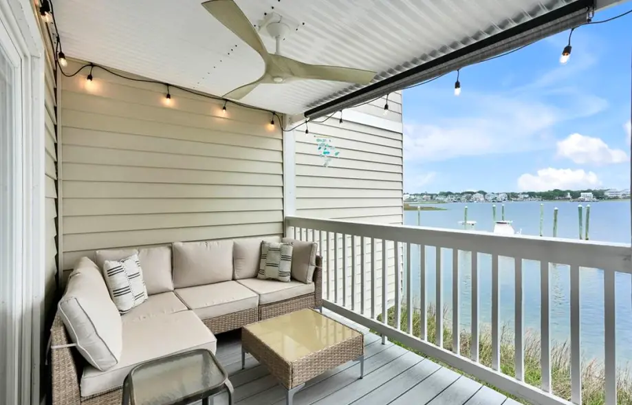 Dune Docks at Captain's Quarters